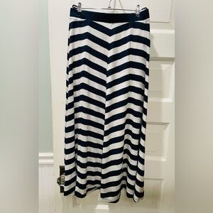Women’s Navy and White Chevron Maxi Skirt, Nautical, Size Medium